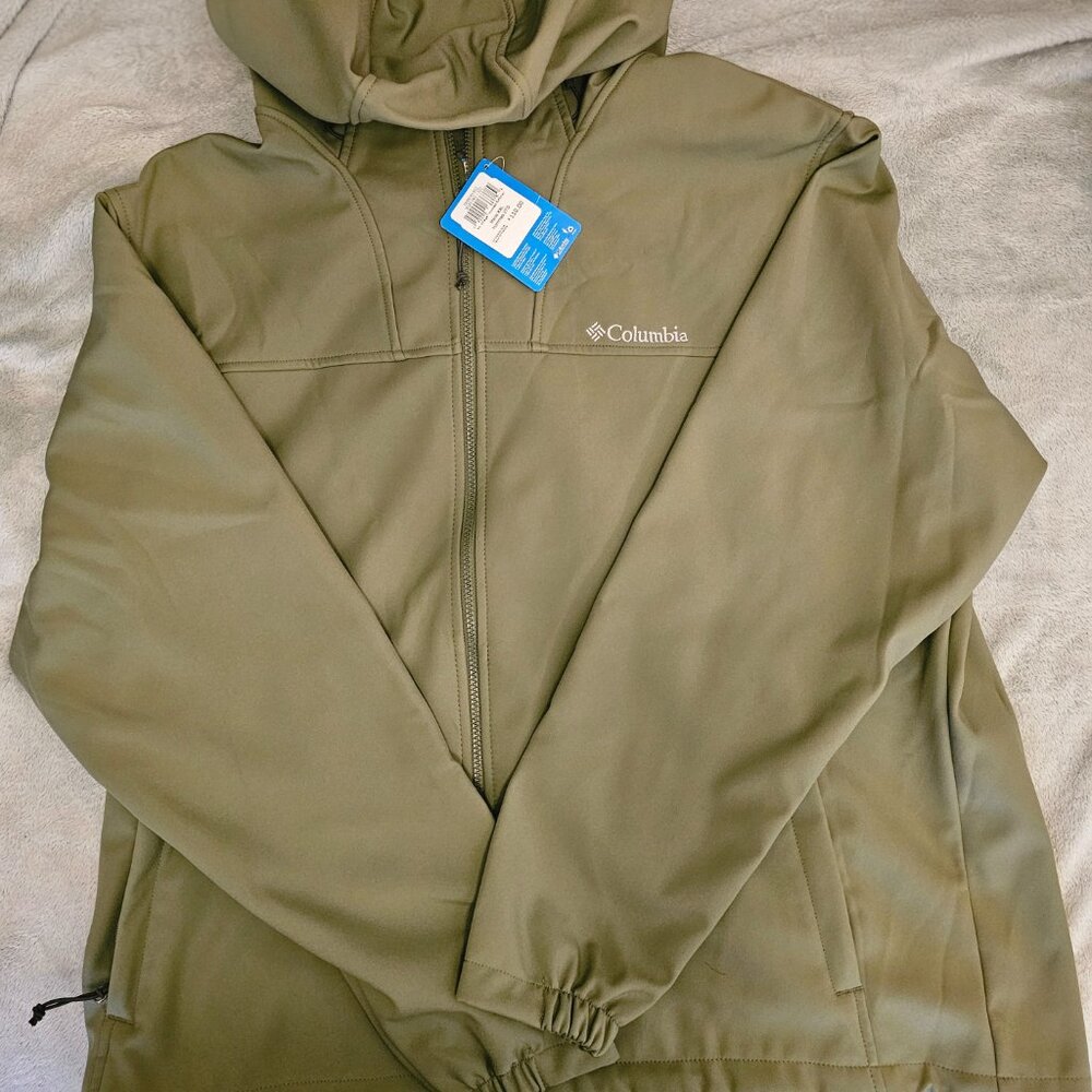 Columbia Ascender II Hooded Softshell Jacket **New With Tag**